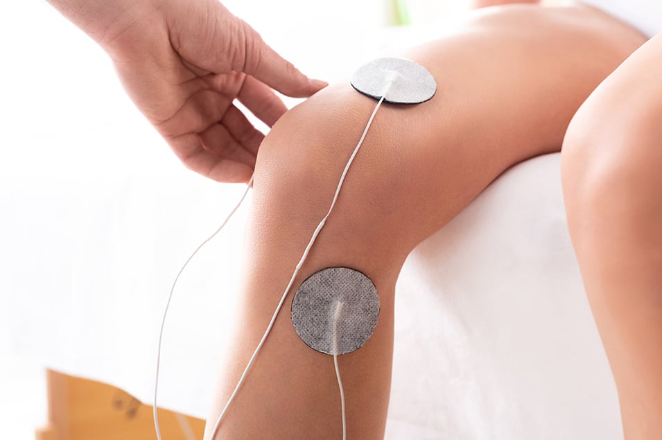 ARP wave therapy performed on patients knee
